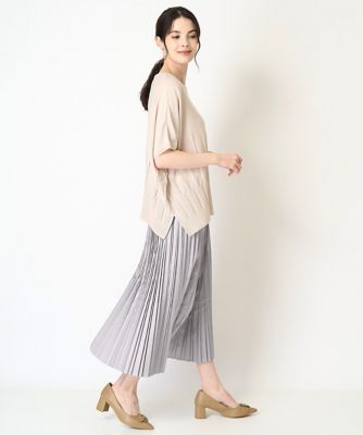レザー風サテンプリーツスカート
