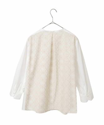アラベスク刺繍ブラウス