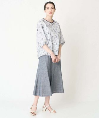 フラワーエンブロイダリーＴブラウス