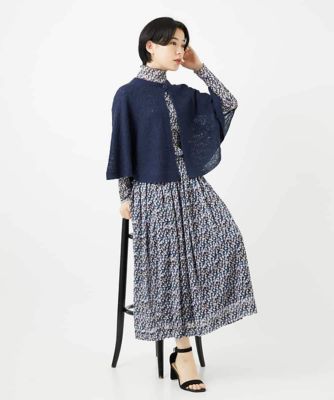 ぼかしフラワーハイネックプルオーバー