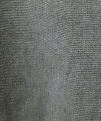 顔料染めコットンストレッチテーパードパンツ