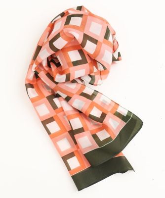 キカ柄シルクストール