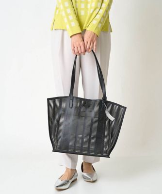 スラッシュカットショルダーバッグ