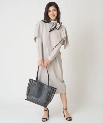 スラッシュカットショルダーバッグ