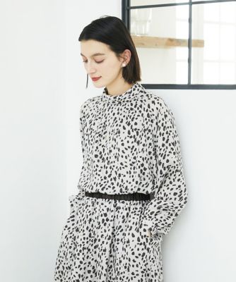 日本製／セットアップ対応］レオパードロールネックブラウス | GEORGES