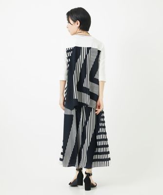 バックシャン幾何プリントカットソー