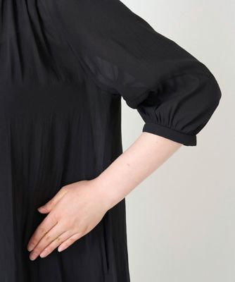【接触冷感・ドライタッチ】ギャザーデザインワンピース