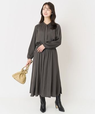 【小さいサイズ】起毛サテンバンドカラーブラウス／洗える