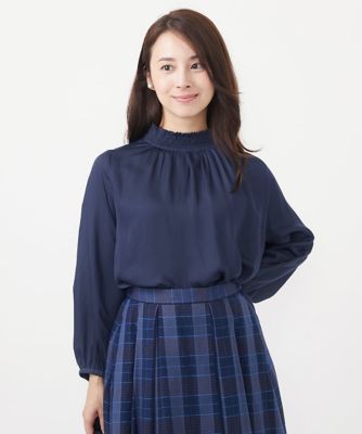 小さいサイズ】シャーリングネックデザインサテンブラウス