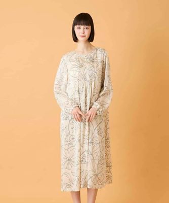 中*村様 ドレスプロダクション W162 Sサイズ フラワーモチーフ 刺繍レース Aライン テールカットドレス（W162）