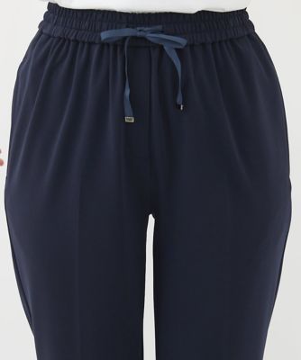 【小さいサイズ／洗濯機で洗える】リラックステーパードパンツ