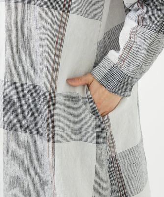 ［洗える］リネンチェックロングシャツブラウス