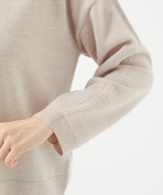 アイレットプルオーバーニット