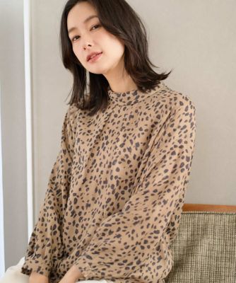 日本製／セットアップ対応］レオパードロールネックブラウス | GEORGES