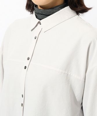 スパンキーブロードバックプリーツシャツ