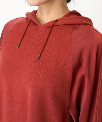 サテン切替バックプリーツニットプルオーバー
