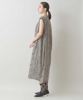 小付きヒョウ柄デザインワンピース　／日本製／洗える