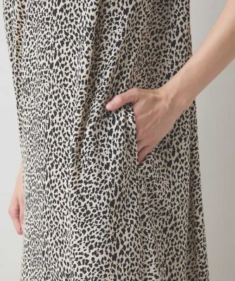 小付きヒョウ柄デザインワンピース　／日本製／洗える