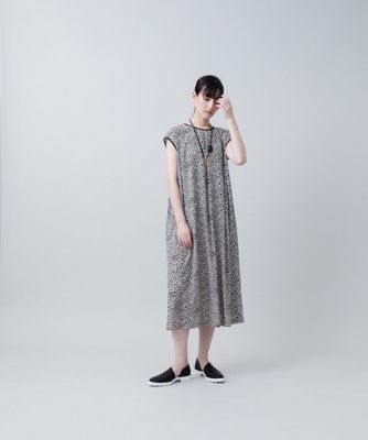 小付きヒョウ柄デザインワンピース　／日本製／洗える