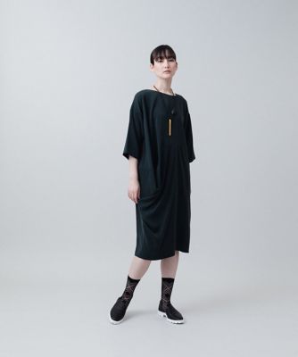 イレギュラータックドレープワンピース／洗濯機で洗える