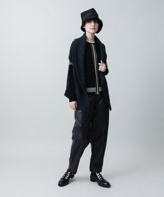 フェイクレザーラウンドテーパードパンツ