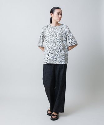 フラワー刺繍ストレートワイドパンツ