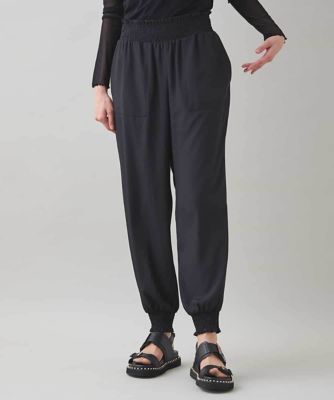 HIROKO KOSHINO レザーショートパンツ レザー ショートパンツ レディース[品番：AGCW0001394