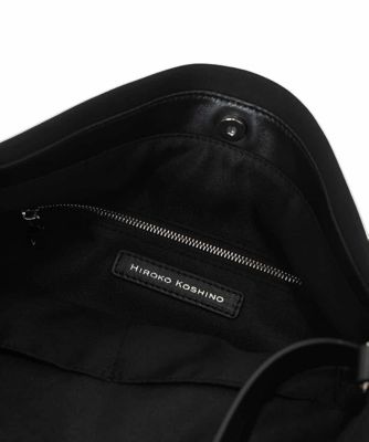 HIROKO KOSHINO エンボスネオプレーンリュック 美品 【公式通販】