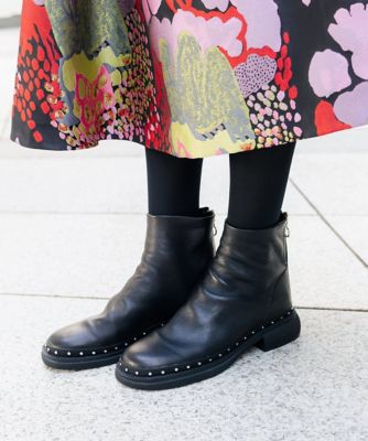 ＜HIROKO KOSHINO (Women)＞スタッズアクセントブーツ