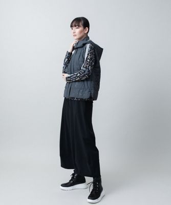 立体ヘムデザインワイドパンツ／洗える
