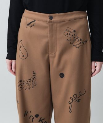 手書きモチーフバレルレッグパンツ　／洗える