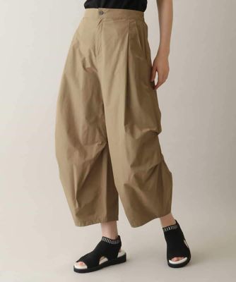 ＜TRUNK HIROKO KOSHINO (Women)＞サイドタックコクーンシルエットパンツ／洗える