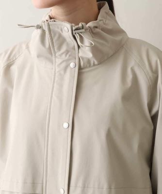 【新品】TRUNK HIROKO KOSHINO ボリュームフードタフタコート 新品】TRUNK HIROKO KOSHINO ボリュームフードタフタコート