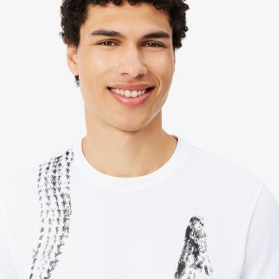 ダニール・メドベージェフ』グラフィックテニスTシャツ | LACOSTE
