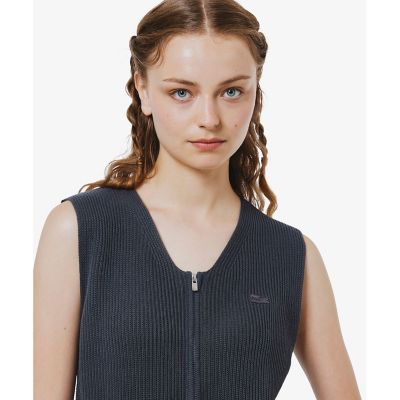＜LOEFF＞フラップ ニット ベスト LOEFF（ロエフ）の「＜LOEFF＞フラップ ニット ベスト（ニット