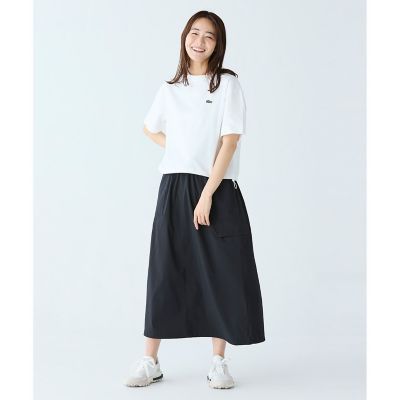 ドローストリング入りスカート