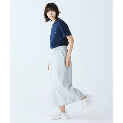 ドローストリング入りスカート