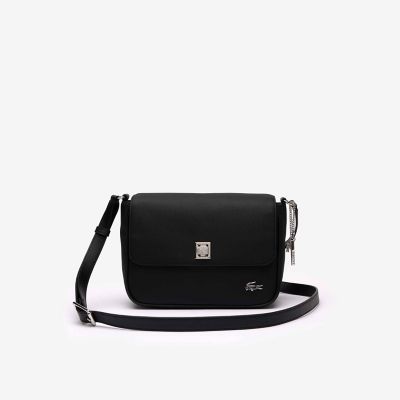 ＜LACOSTE＞デイリーライフスタイル　コーテッドキャンバスフラップクローズショルダーバッグ