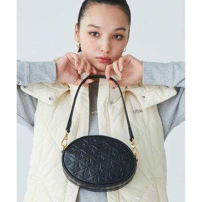 マヘキ　オーバルレザーショルダーバッグ