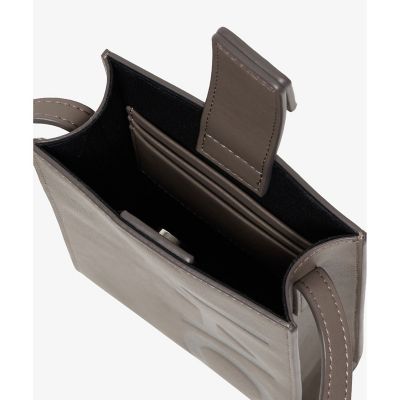 バーチカルスマホバッグ | LACOSTE/ラコステ | 三越伊勢丹オンライン