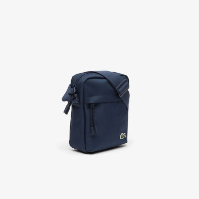 ネオクロコ バーチカルジップカメラバッグ LACOSTE（ラコステ）の「ネオクロコ バーチカルジップカメラ