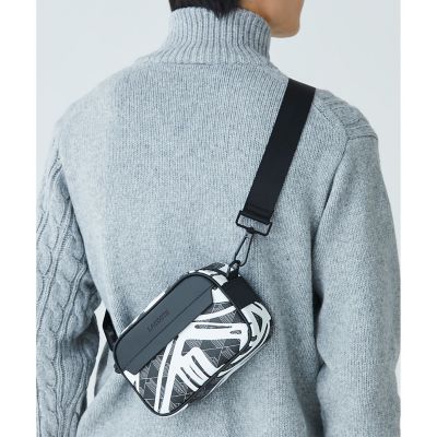 ＜LACOSTE＞グレインレザー　ザ　ブレンド　シーズナル　スモールショルダーバッグ