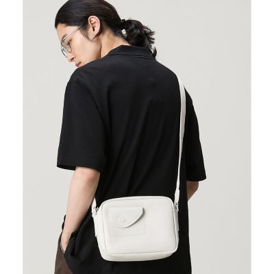 クラブ ラコステ グレインレザー コンパクトショルダーバッグ
