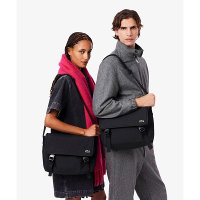 ＜LACOSTE＞ネオクロック　メッセンジャーバッグ