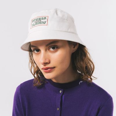 ＜LACOSTE＞ショートブリムラコステテニスバケットハット