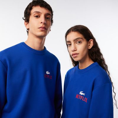 『Ｌａｃｏｓｔｅ　ｘ　Ｎｅｔｆｌｉｘ』　バックプリントクルーネックスウェット