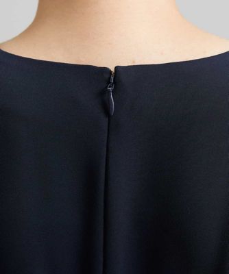 Ｖネックベルト付きワンピース