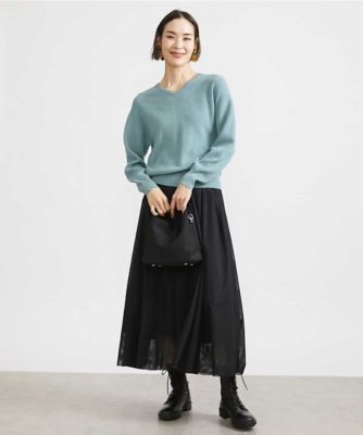 レーヨンナイロンＶネックニット