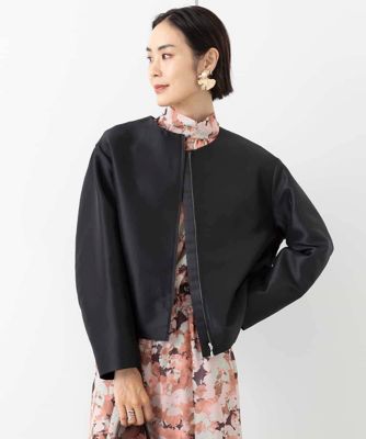 バックサテンノーカラーブルゾン