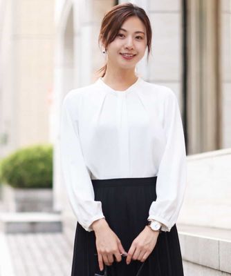 ＜MK MICHEL KLEIN (Women)＞ボウタイ風タックデザインブラウス／洗える